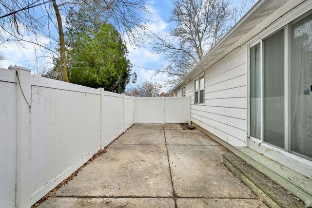 3913 JACKSON AVE, South Ogden, UT 84403