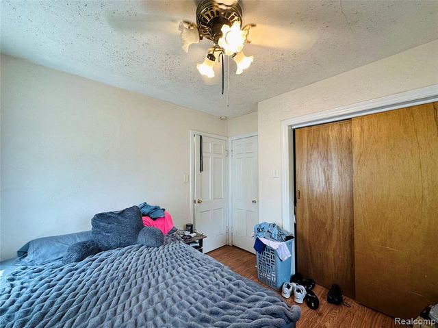 17629 Lincoln Avenue, Eastpointe, MI 48021