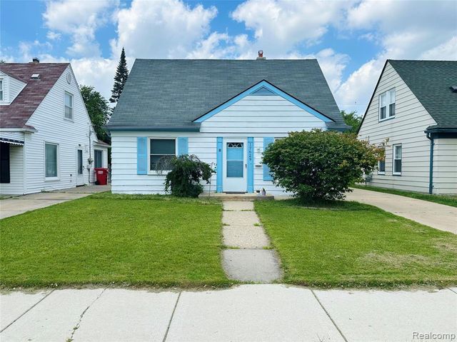 17629 Lincoln Avenue, Eastpointe, MI 48021