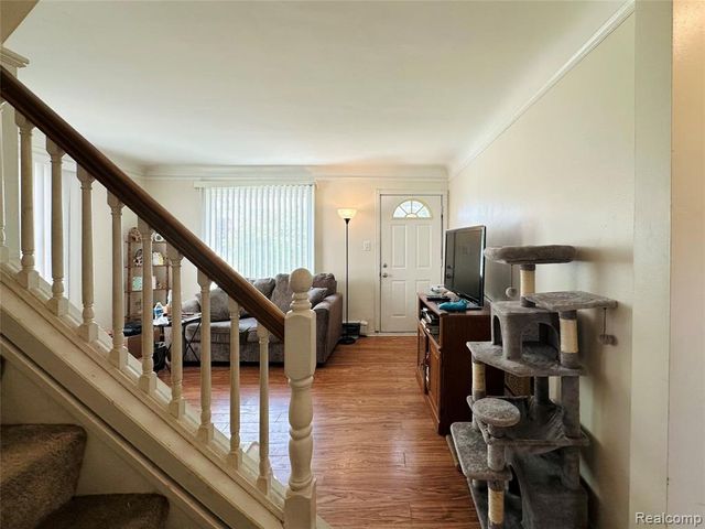 17629 Lincoln Avenue, Eastpointe, MI 48021