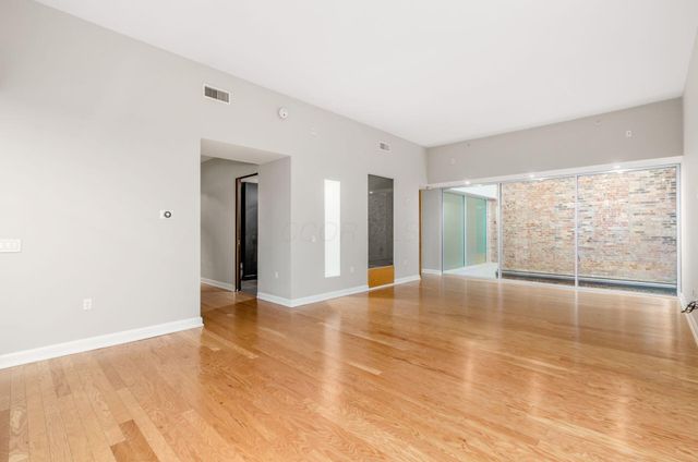 106 N High Street, 506, Columbus, OH 43215