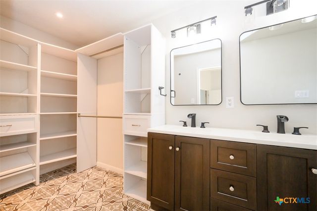 311 County Road 3367, Kempner, TX 76539