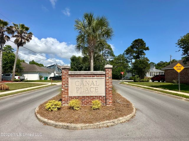 400 Caribe Place, Gulfport, MS 39507