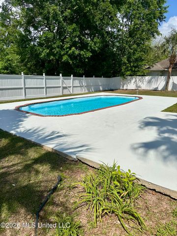 400 Caribe Place, Gulfport, MS 39507