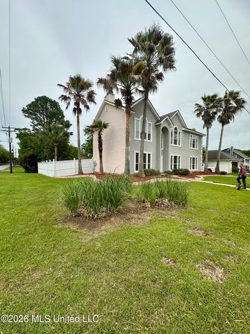 400 Caribe Place, Gulfport, MS 39507