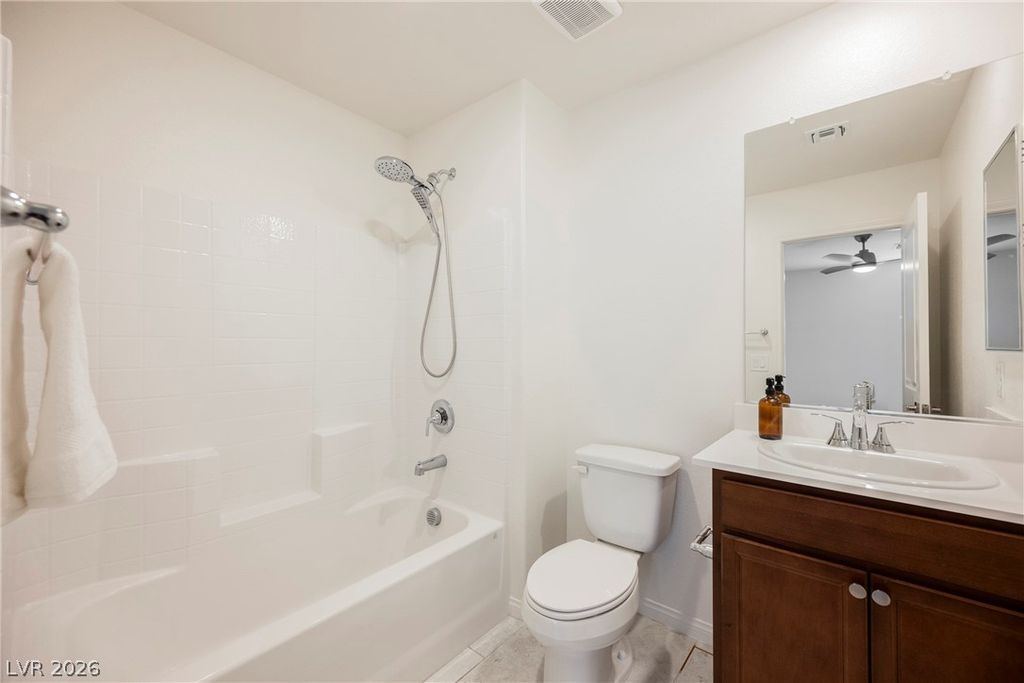 Image 18 of property listing at 724 Wild Highlands Lane, Henderson, NV 89015