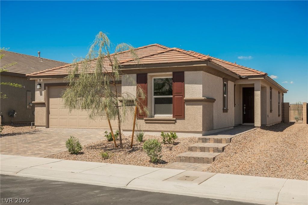 Image 7 of property listing at 724 Wild Highlands Lane, Henderson, NV 89015