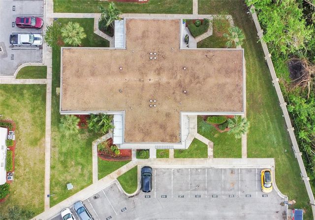 97 WINDTREE LANE 104, Winter Garden, FL 34787