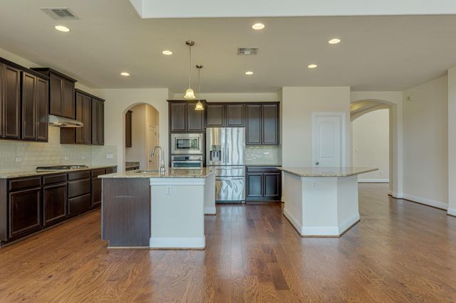 4233 Privacy Hedge ST, Leander, TX 78641