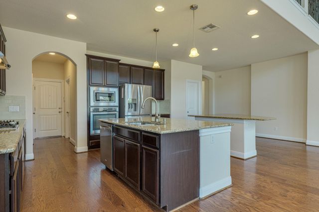 4233 Privacy Hedge ST, Leander, TX 78641