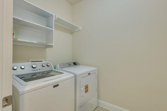 4233 Privacy Hedge ST, Leander, TX 78641