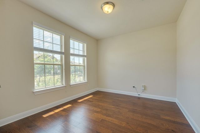 4233 Privacy Hedge ST, Leander, TX 78641