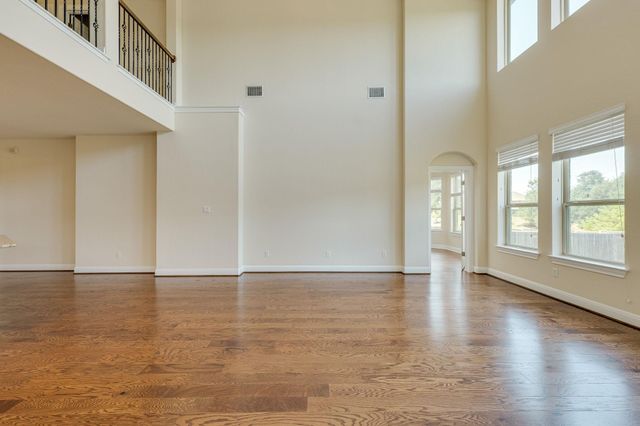 4233 Privacy Hedge ST, Leander, TX 78641