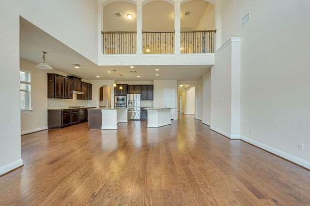 4233 Privacy Hedge ST, Leander, TX 78641