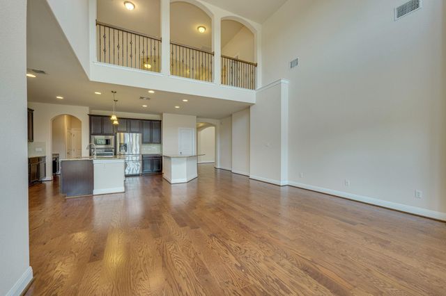 4233 Privacy Hedge ST, Leander, TX 78641