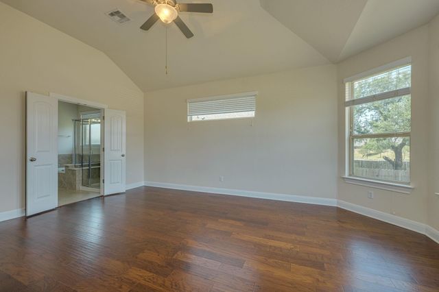 4233 Privacy Hedge ST, Leander, TX 78641