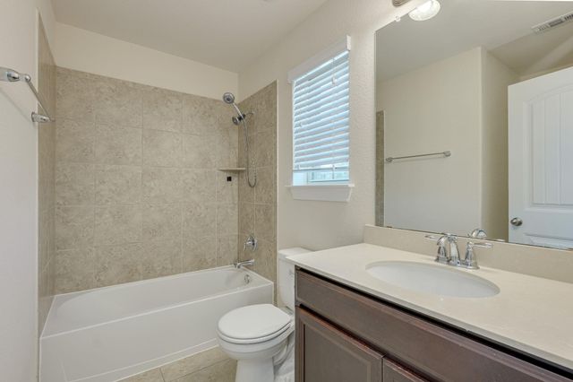 4233 Privacy Hedge ST, Leander, TX 78641