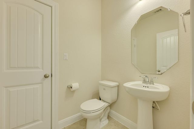 4233 Privacy Hedge ST, Leander, TX 78641