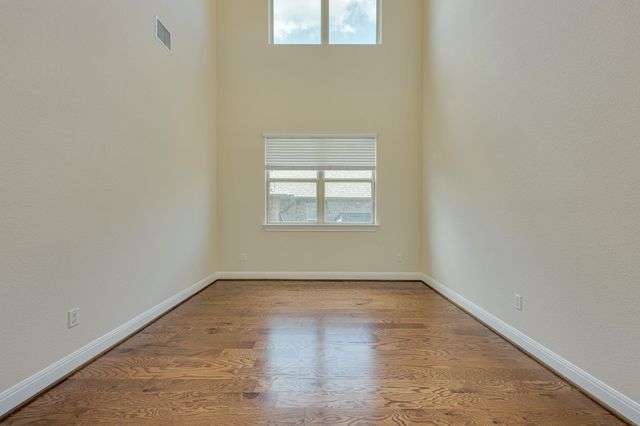 4233 Privacy Hedge ST, Leander, TX 78641