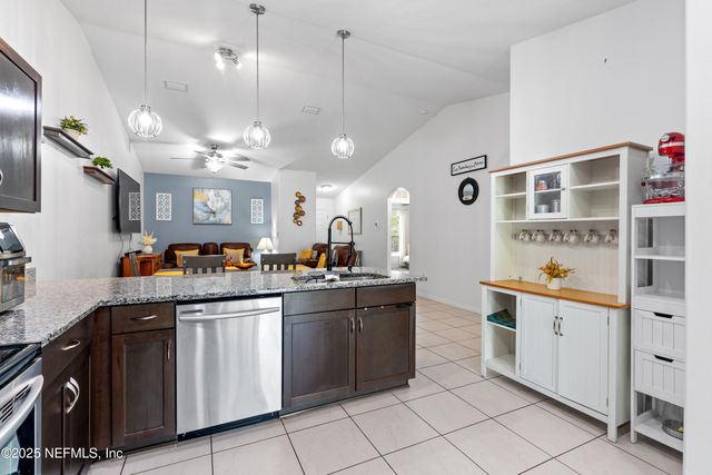 84 BUTTONWORTH Drive, A&B, Palm Coast, FL 32137