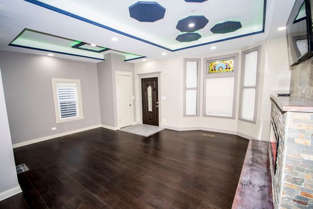 845 W 50th Place, Chicago, IL 60609