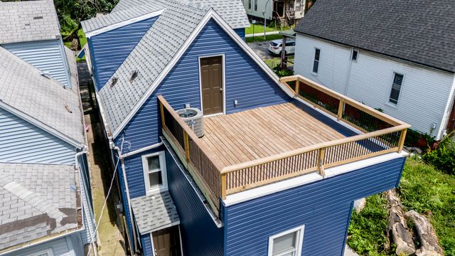 845 W 50th Place, Chicago, IL 60609