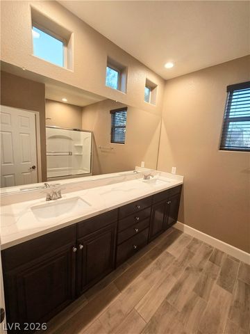 9313 Night Mesa Street, Las Vegas, NV 89178