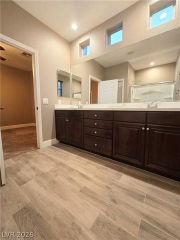 9313 Night Mesa Street, Las Vegas, NV 89178