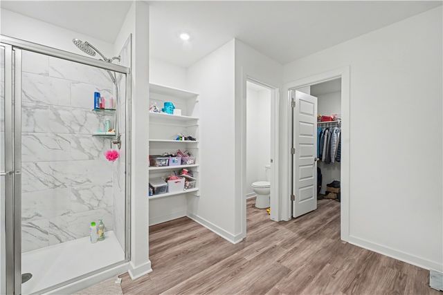 210 Collie Avenue, Lowell, AR 72745