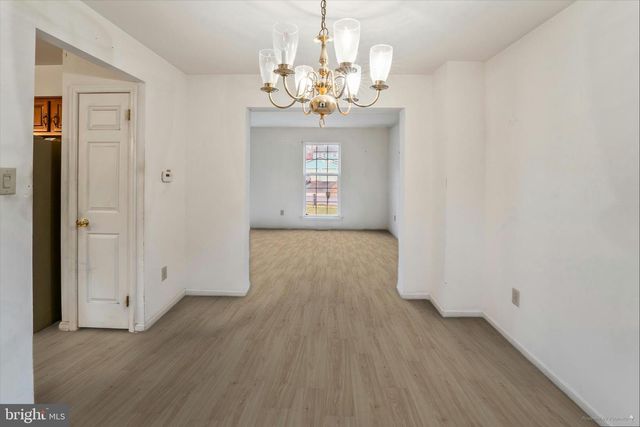 12 GERRY LN, Sicklerville, NJ 08081