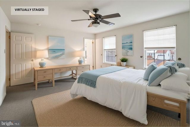 12 GERRY LN, Sicklerville, NJ 08081