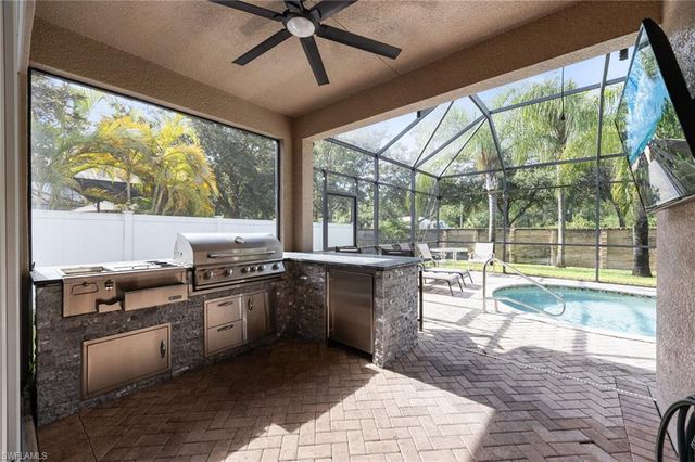 2769 Inlet Cove LN W, Naples, FL 34120