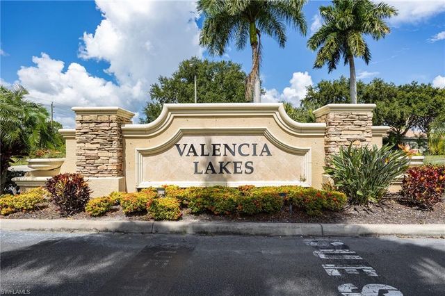 2769 Inlet Cove LN W, Naples, FL 34120