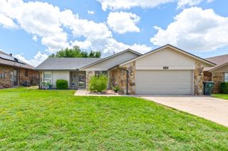 10520 Ricky Lane, Midwest City, OK 73130