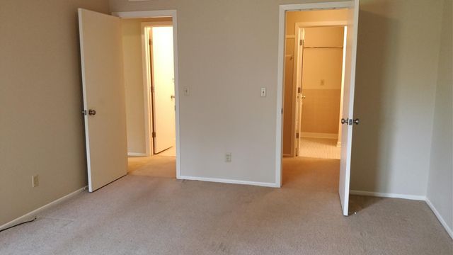 450 Ford Road 125, Saint Louis Park, MN 55426