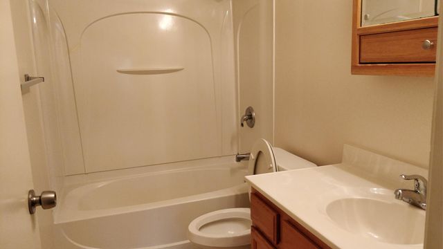 450 Ford Road 125, Saint Louis Park, MN 55426