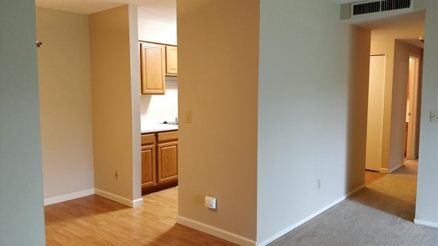 450 Ford Road 125, Saint Louis Park, MN 55426