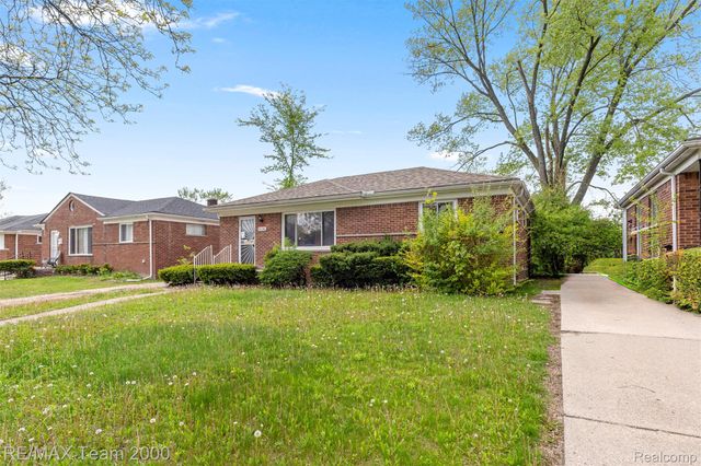 22101 Church Street, Oak Park, MI 48237