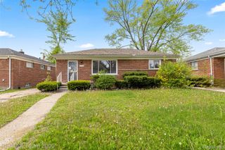 22101 Church Street, Oak Park, MI 48237