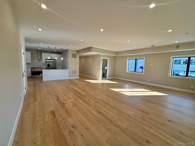 159 Harrison Avenue C, Mineola, NY 11501