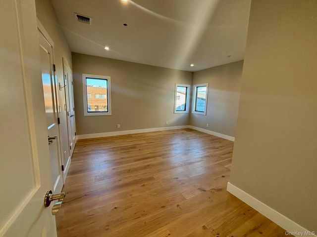 159 Harrison Avenue C, Mineola, NY 11501