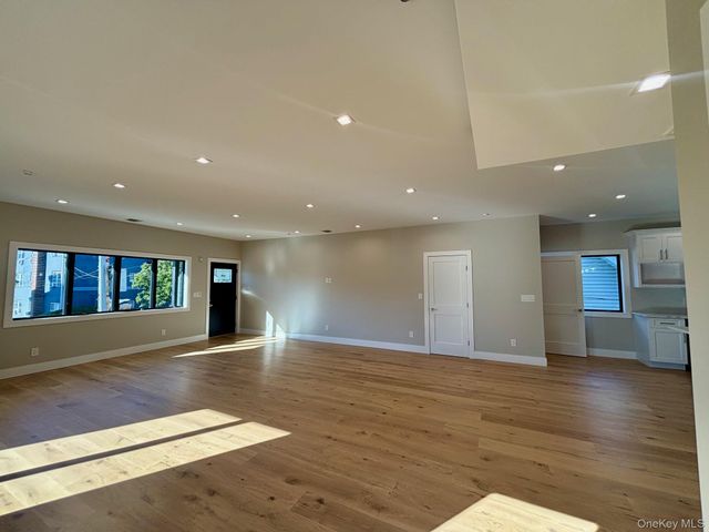 159 Harrison Avenue C, Mineola, NY 11501