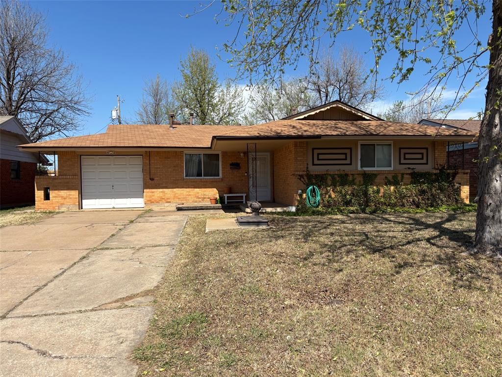 609 W Main Street, Moore, OK 73160