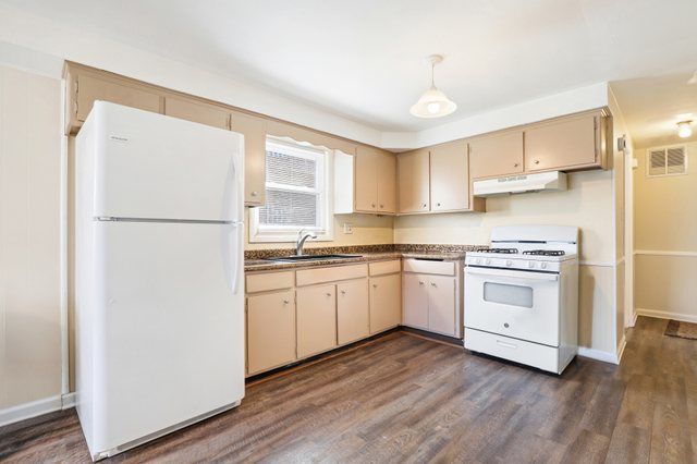 14929 S Cleveland Avenue, Posen, IL 60469