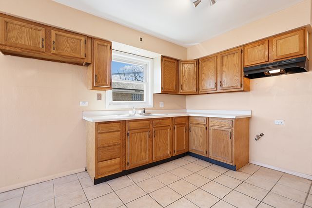 14929 S Cleveland Avenue, Posen, IL 60469