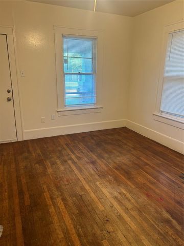 1138 Pioneer Drive, Dallas, TX 75224