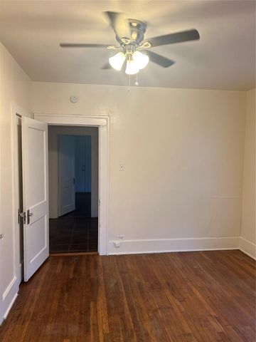 1138 Pioneer Drive, Dallas, TX 75224