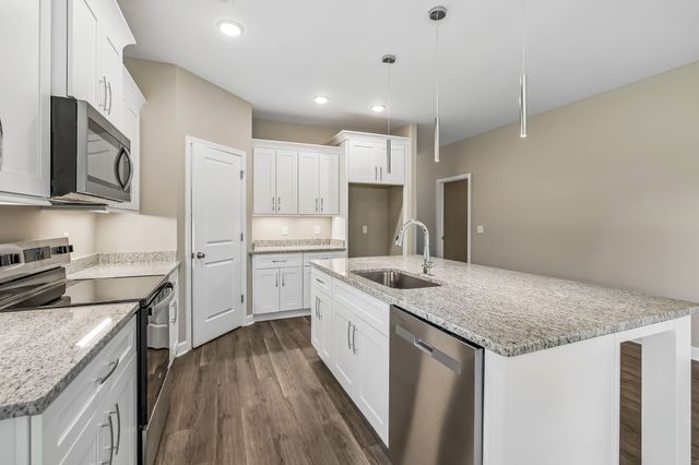 328 Villa St, Smithville, TN 37166