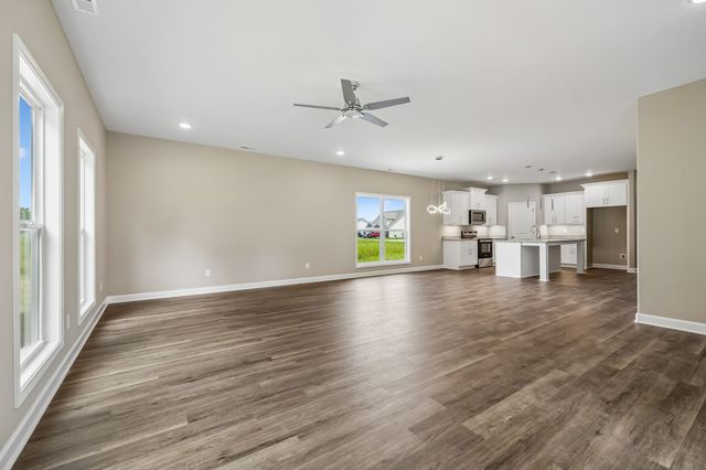 328 Villa St, Smithville, TN 37166