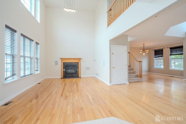 3 Maxwell Road, Monroe, NJ 08831